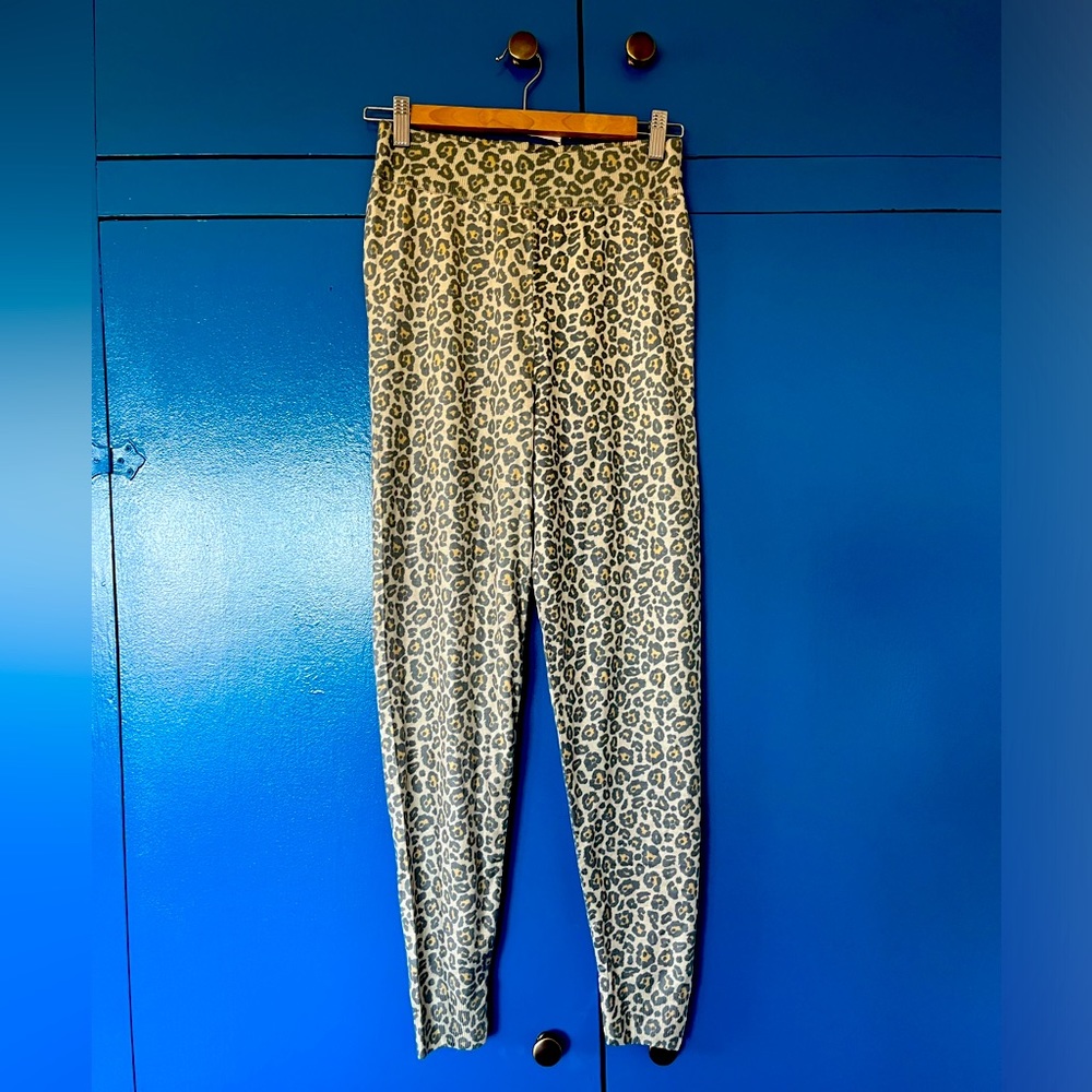 RAGDOLL KNIT LEOPARD JOGGERS SZ M